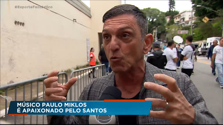 Vídeo: Paulo Miklos, jurado do The Four Brasil , fala da sua paixão pelo Santos