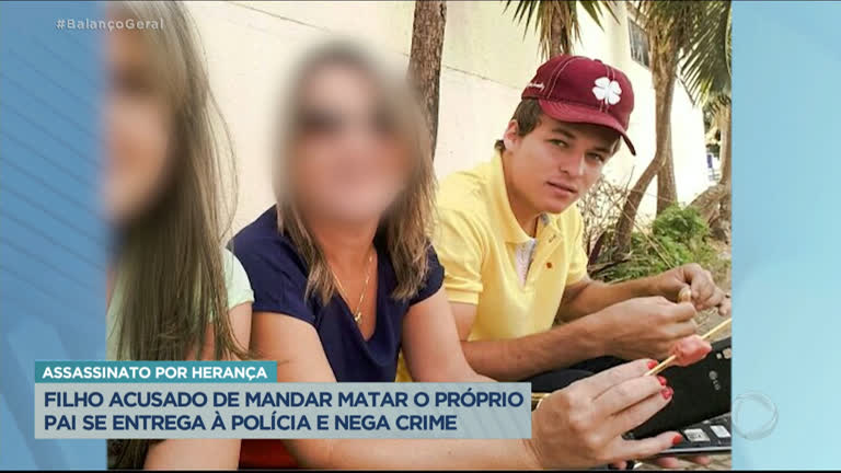 Vídeo: Filho suspeito de mandar matar o próprio pai se entrega à polícia e nega crime