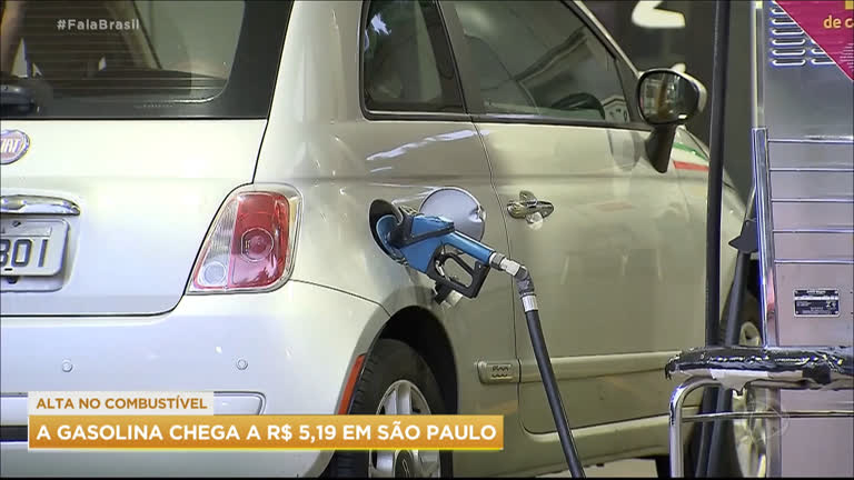 Vídeo: Preço da gasolina ultrapassa os R$ 6 em alguns estados brasileiros