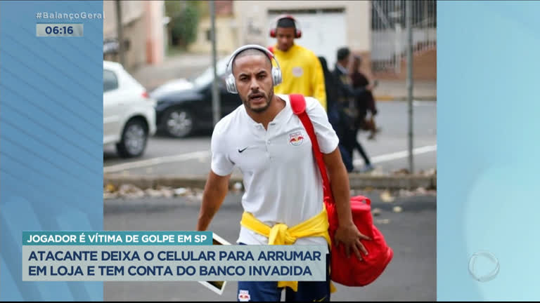 Vídeo: Jogador do Bragantino deixa celular para arrumar e tem conta bancária invadida