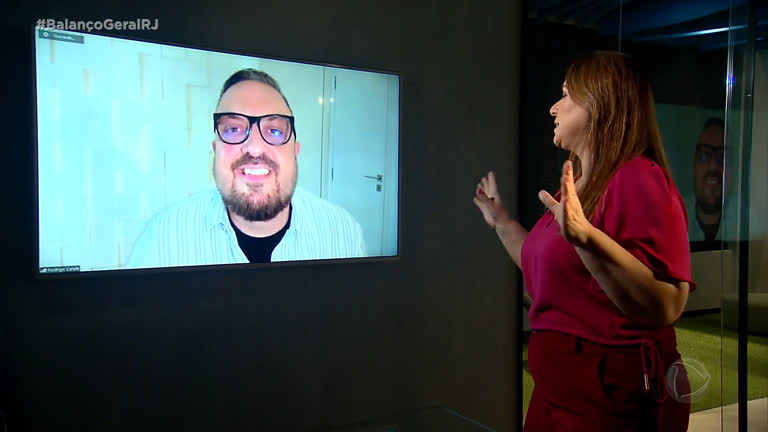 Vídeo: Rodrigo Carelli, diretor de reality shows da Record TV, fala sobre "A Fazenda"