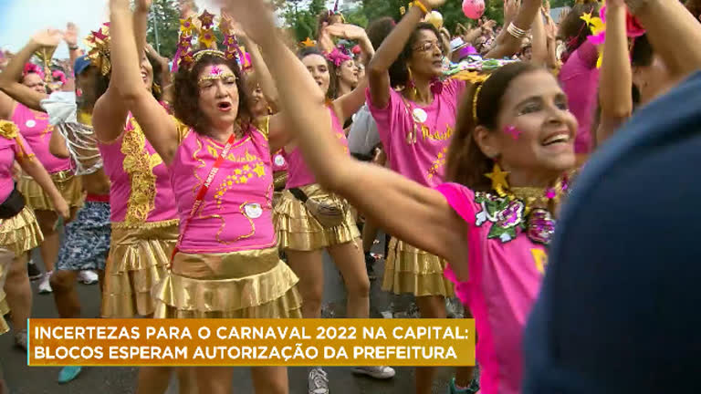Vídeo: Blocos temem falta de tempo para acertar detalhes do carnaval em BH