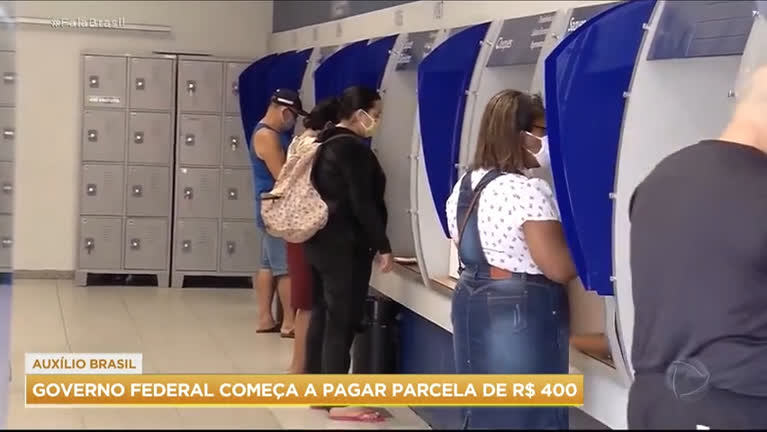 Vídeo: Governo federal começa a pagar parcela de R$ 400 do Auxílio Brasil