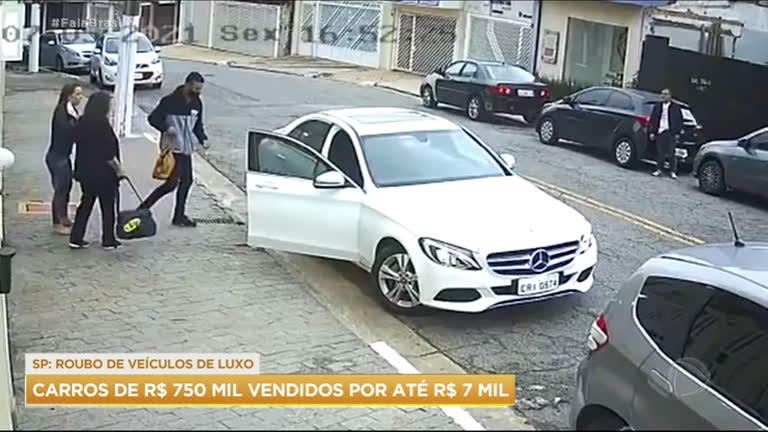 Vídeo: Integrantes de quadrilha especializada em roubo de carros de luxo são presos em SP