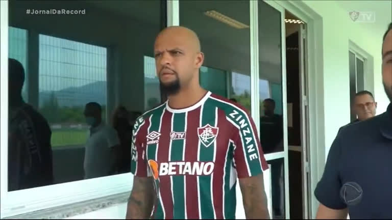 Vídeo: Fluminense e Vasco apostam em novas contratações para brigar pelo título carioca