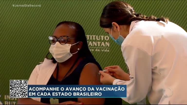 Vídeo: Vacinação contra a covid-19 no Brasil completa um ano e muda o panorama da pandemia