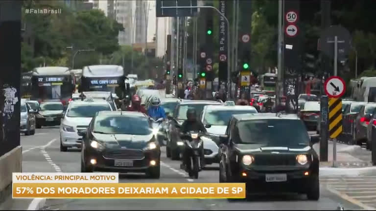 Vídeo: Mais da metade das pessoas que vivem em SP dizem que mudariam de cidade