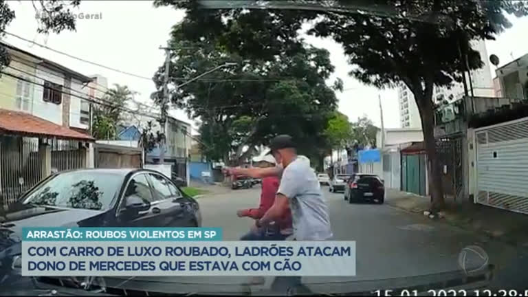 Vídeo: Criminosos fazem arrastão na Zona Sul de São Paulo