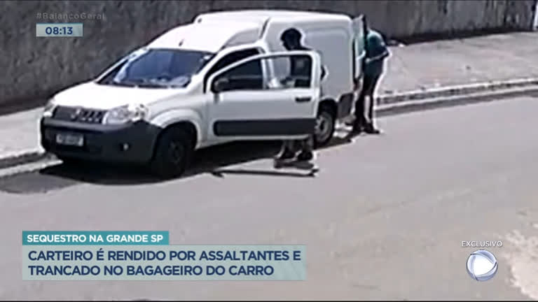 Vídeo: Carteiro é sequestrado é colocado no bagageiro de carro