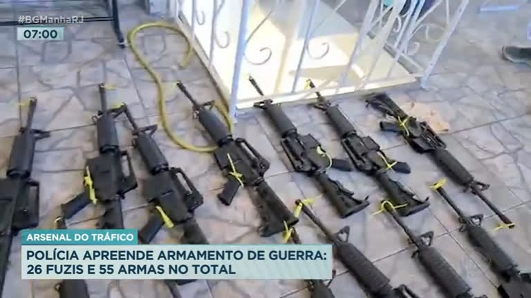 Vídeo: Polícia Civil apreende 26 fuzis na zona norte do Rio